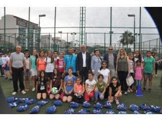 İskenderun’da Yaz Spor Okulları Açıldı
