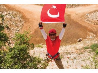 Dağcıların Gösterisi Nefes Kesti