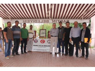 Yetimler Derneği’nden Sergi