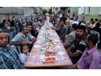 Taşköprü’de Mahalle İftarları Devam Ediyor