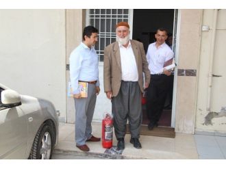 Silopi’de Camilere Yangın Tüpü Dağıtıldı