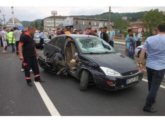 Tüp Aracına Çarpan Otomobil Takla Attı: 2 Yaralı