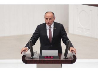 Selahattin Demirtaş Milletvekili Yemini Etti