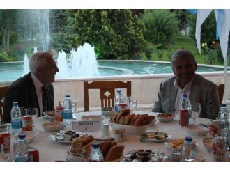Ak Parti Milletvekili İşler, Teşekkür İftarına Katıldı