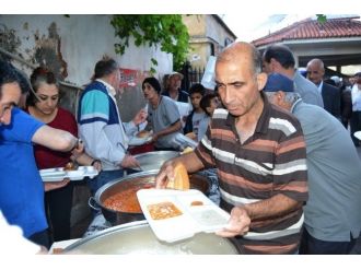 Saatli Cami İftarları İlgi Görüyor