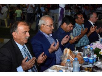 Büyükşehir Belediyesi Bozyazı’da İftar Yemeği Verdi