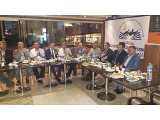 Develililer İftar Yemeğinde Buluştu
