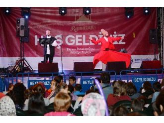 Mevlana’dan Şiirlerle Sema, Müziklerle Fasıl Büyüledi