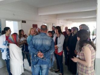 Lapseki’de İmam Hatip Lisesinin Taşınmasına Veliler Tepki Gösterdi