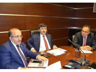Vali Öz, Turizmi Ve Havalimanını Konuştu