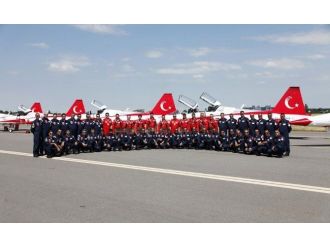 Türk Yıldızları Avrupa Turundan Döndü
