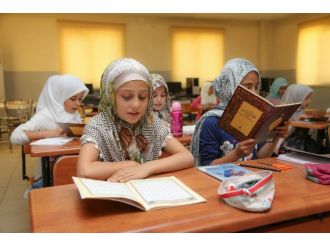 Şehitkamil’de Binlerce Öğrenci Kur’an-ı Kerim Öğreniyor
