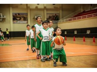 Basketbol Aşkı Şehitkamil’de Büyüyor