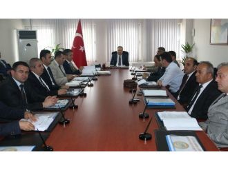 Valilikte Köydes Toplantısı