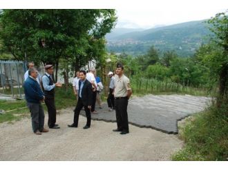 Kaymakam Köy Yollarını İnceledi