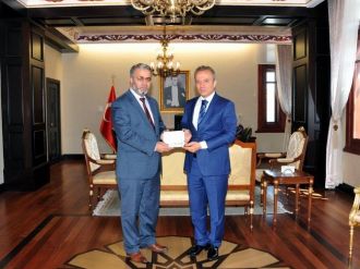 Diyarbakır Müftülüğüne Atanan Müftü Burhan İşliyen Veda Ziyaretlerini Sürdürüyor