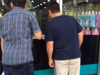 Avm Çalışanı Kadın, Patronunu Bıçakladı