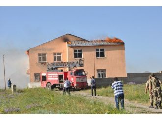 Kullanılmayan Polis Dinlenme Tesisinde Yangın