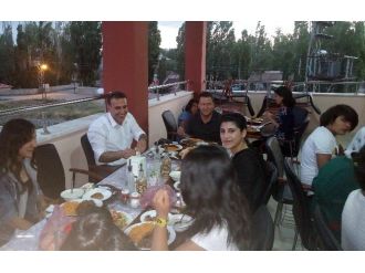 Asp İl Müdürü Topkaya, Sevgi Evleri’nde Kalan Çocuklarla İftarda Bir Araya Geldi