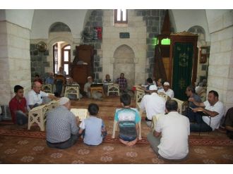 Kilis’te Mukabele Geleneği Sürüyor