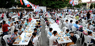 Dulkadiroğlu İftar Sofrasını Aksu Mahallesine Kurdu