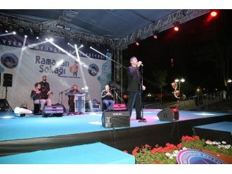 Eşref Ziya Terzi Konseri’ne Büyük İlgi