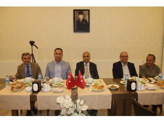 Giresun Valisi Hasan Karahan Basın Mensupları İle İftarda Buluştu