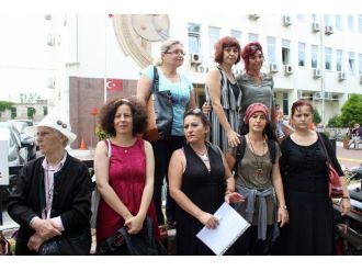 Çanakkaleli Kadınlar Cinsel İstismara Tepki Gösterdi