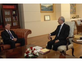 Kılıçdaroğlu, İngiltere Büyükelçisi Moore’u Kabul Etti