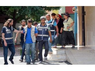 Çıplak Fotoğraflı Şantaj Yapan Karı Kocalı Çete Yakalandı