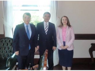 11. Cumhurbaşkanı Abdullah Gül İş Dünyasının Başkanı Nezaket Emine Atasoy’u Kabul Etti