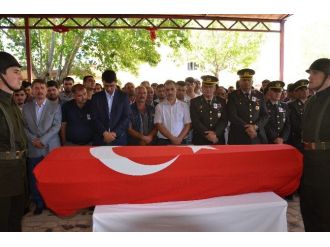 Türkoğlu’da Kazada Ölenler Toprağa Verildi