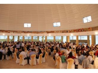 Üniversite Personeli Geleneksel İftar Yemeğinde Buluştu