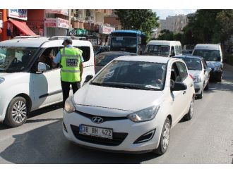 Trafik Polisi Ceza Yazmıyor, Uyarıda Bulunuyor