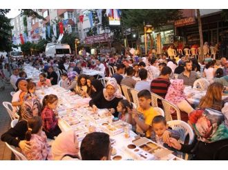 Hamidiye Mahallesi’nde Kardeşlik İftarı