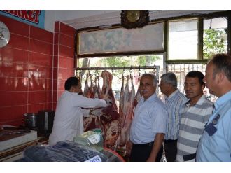Zabıta Ekipleri Adilcevaz’da Kasapları Denetledi