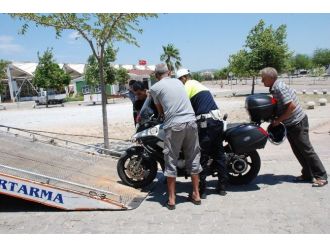 Didim’de İki Sürücünün Kovalamacasında Kaza Kaçınılmaz Oldu