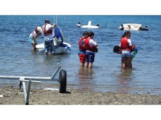 Burhaniye’de Gençlere Yelken Eğitimi