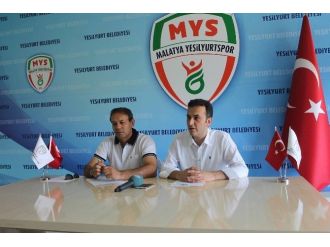 Yeşilyurtspor’da Taşar İle Resmi Sözleşme İmzalandı