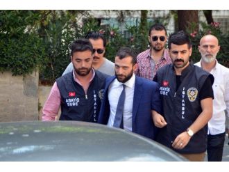 Onur Özbizerdik Otel Odasında Yakalandı