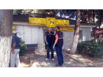 Polis Merkezinin Bitişiğindeki Ptt’de Silahlı Soygun