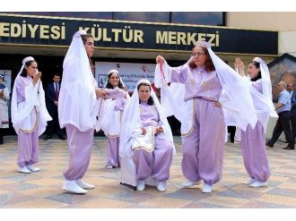 Eskişehir’de ‘Engelsiz Sanat Sergisi’