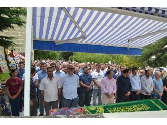 Belediye Başkanı Duymuş’un Annesi Vefat Etti