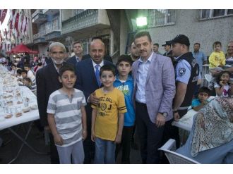 Yaz Spor Okulu Öğrencileri İftarda Buluştu