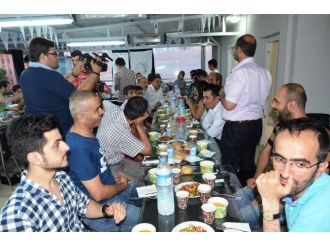 Damızlık Koyun Ve Keçi Yetiştiricileri Birliği’nden İftar Yemeği