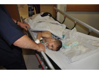 Bursa’da 4. Kattan Düşen Çocuk Yaralanmadan Kurtuldu