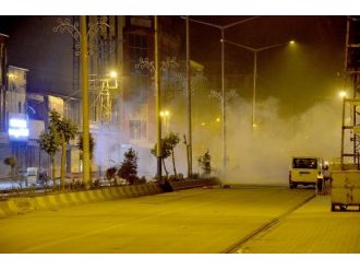 Yüksekova’da İzinsiz Gösteriye Polis Müdahalesi