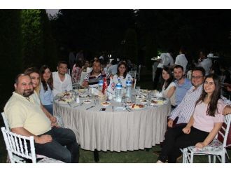 Dönem Arkadaşları İftarda Hasret Giderdi