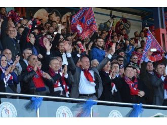 Düzcespor Yönetim Kurulunda Görev Dağılımı Yapıldı