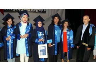 Sakarya Myo Mezunlarını Uğurladı